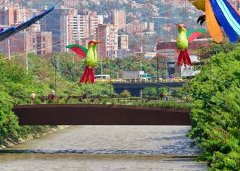 Alumbrados 2025  homenaje a los 350 años de Medellín