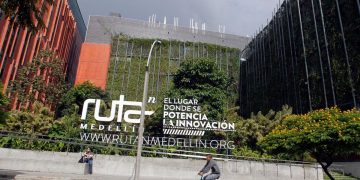 Medellín, epicentro de la Cuarta Revolución Industrial: 20 multinacionales tecnológicas se instalan en el Distrito de Innovación